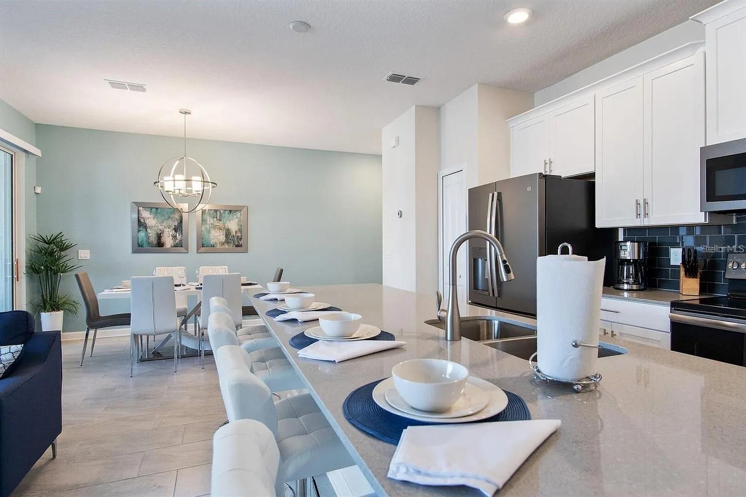 STOREY LAKE PH 3 - Residential Lease