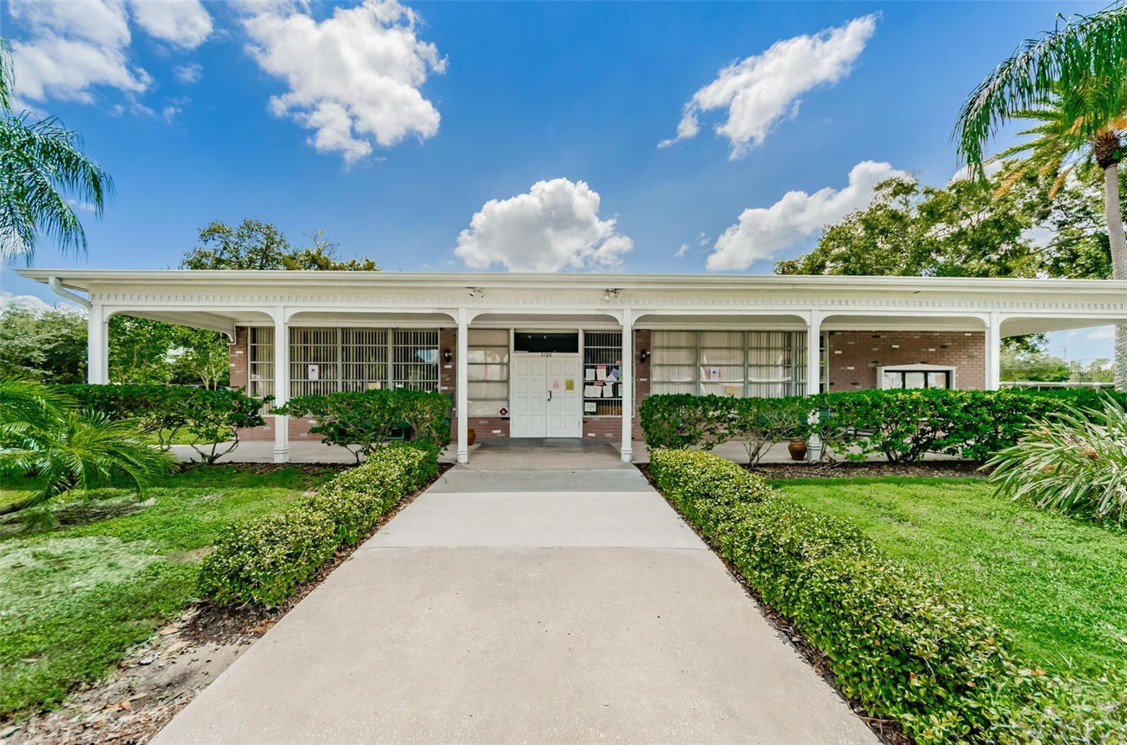 CLEARVIEW OAKS BLDG 10 - Residential