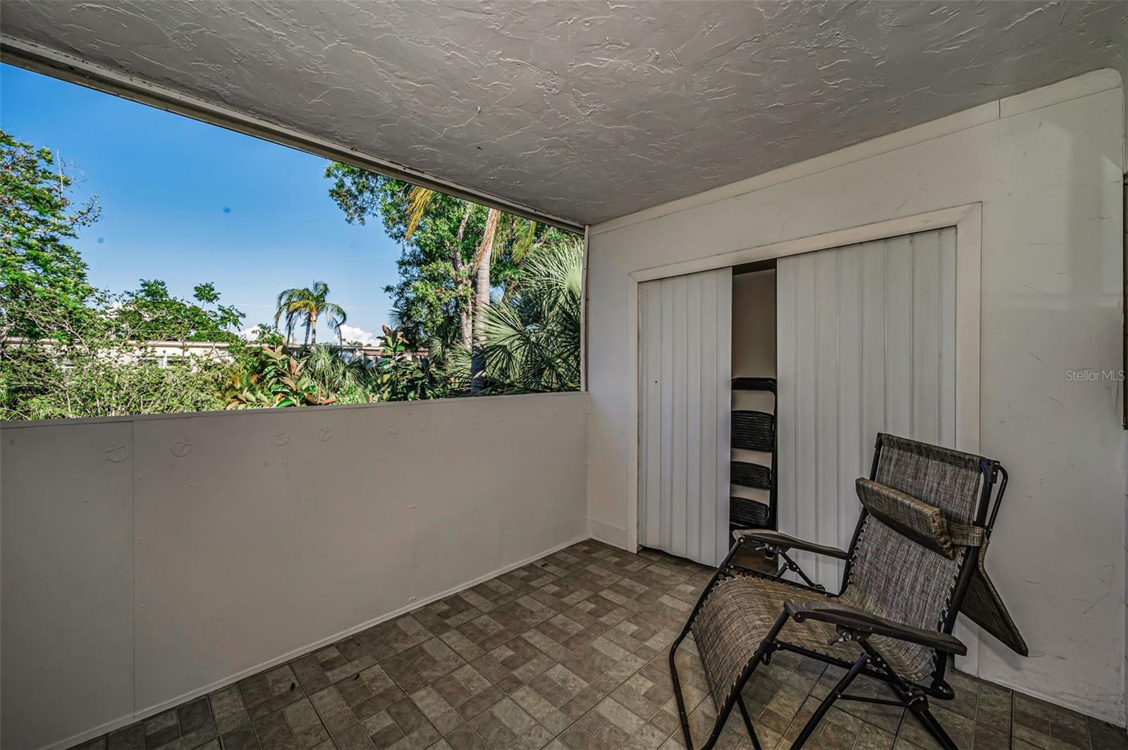 CLEARVIEW OAKS BLDG 10 - Residential