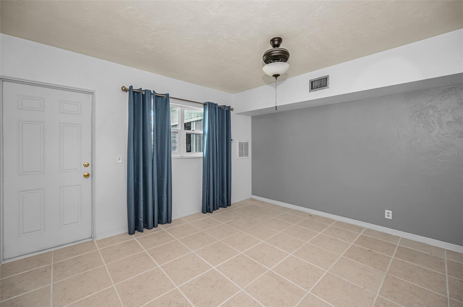 CLEARVIEW OAKS BLDG 10 - Residential