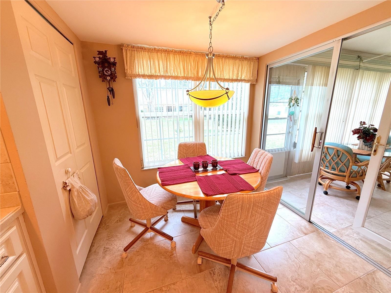 CHATEAU VILLAGE CONDO 04 - Residential