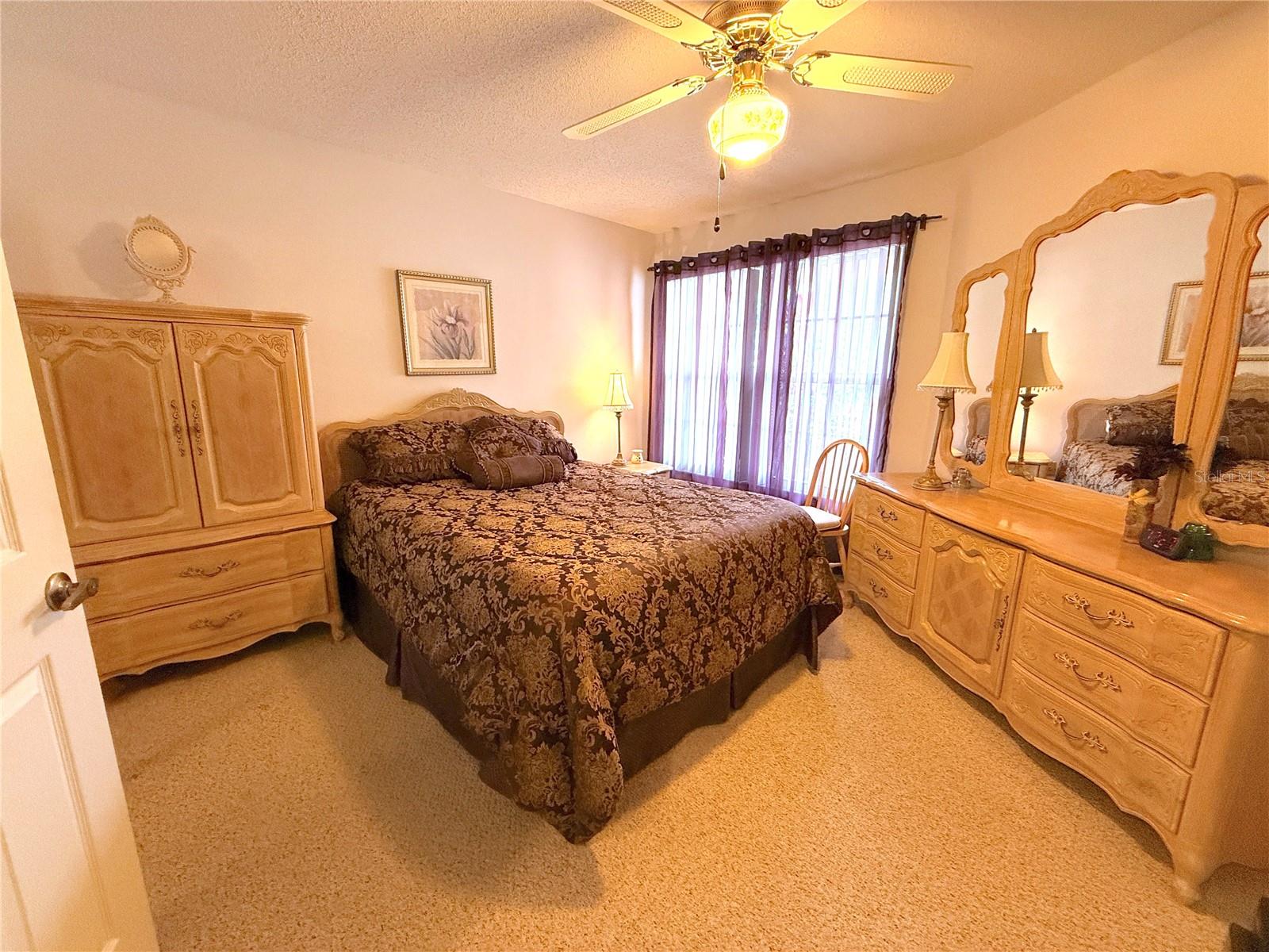 CHATEAU VILLAGE CONDO 04 - Residential