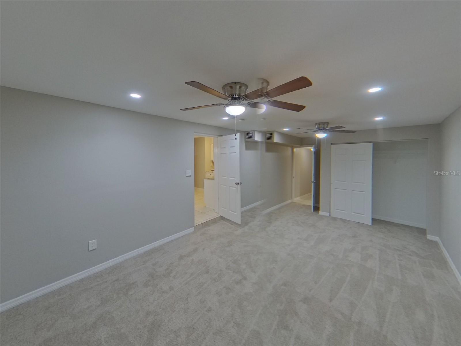 PLANTATION ESTATES UNIT 1 - Residential Lease