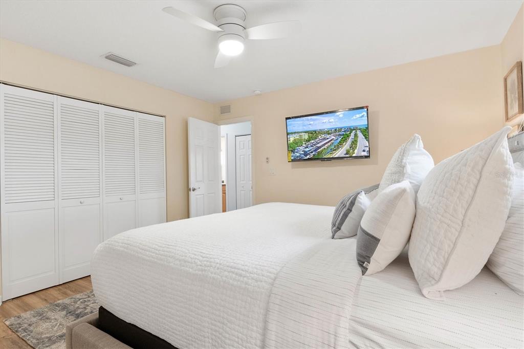 PAVER PARK ESTATES 1ST ADD - Residential Lease