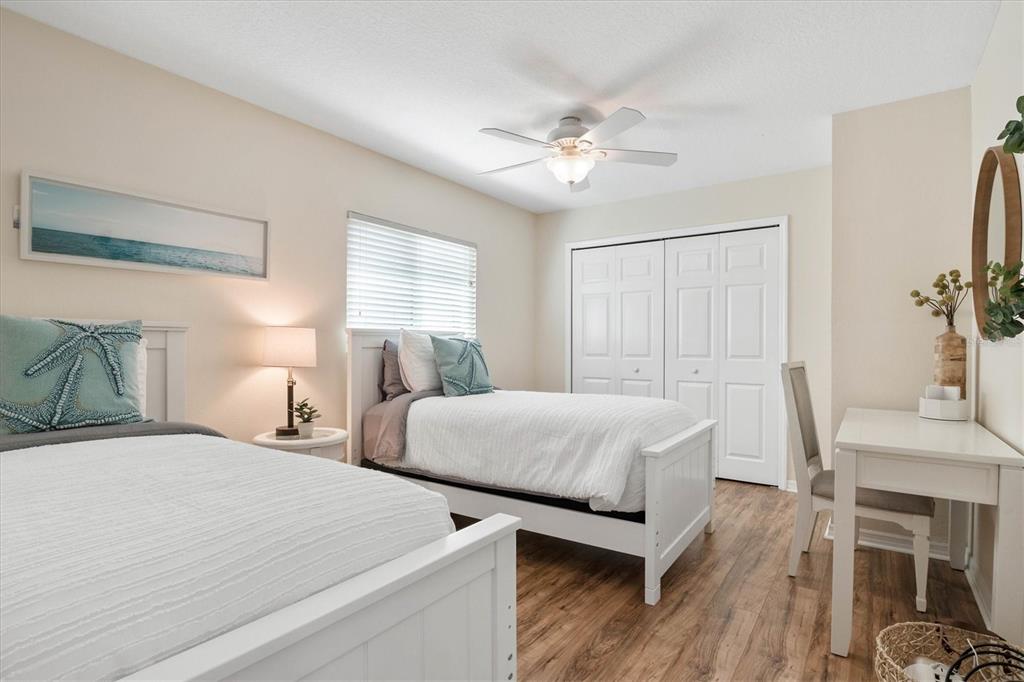 PAVER PARK ESTATES 1ST ADD - Residential Lease