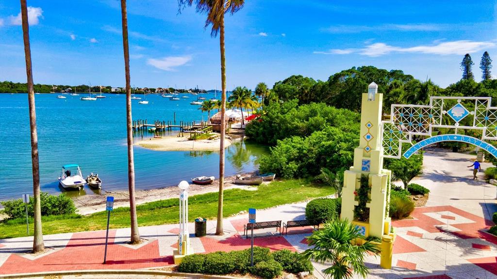 PAVER PARK ESTATES 1ST ADD - Residential Lease