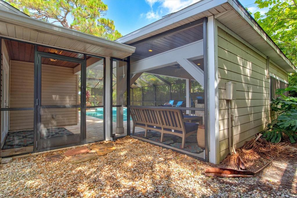 PAVER PARK ESTATES 1ST ADD - Residential Lease