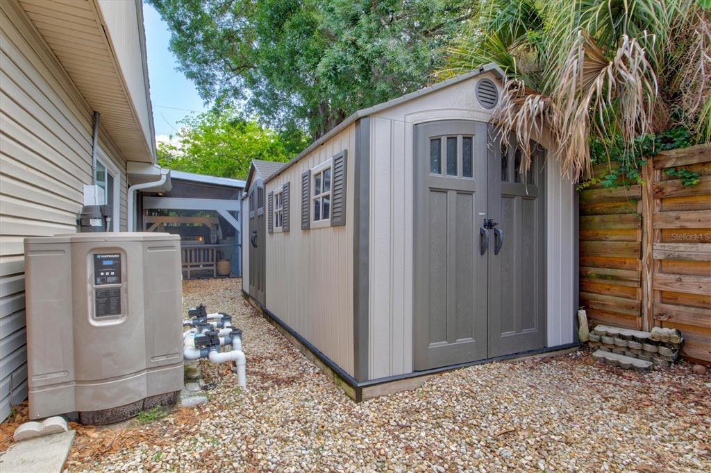 PAVER PARK ESTATES 1ST ADD - Residential Lease