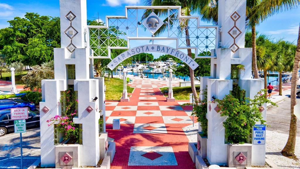 PAVER PARK ESTATES 1ST ADD - Residential Lease