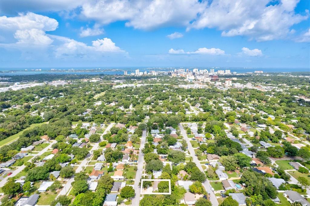 PAVER PARK ESTATES 1ST ADD - Residential Lease