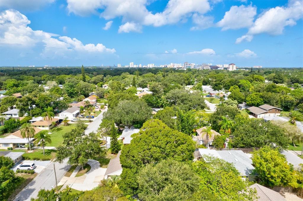 PAVER PARK ESTATES 1ST ADD - Residential Lease