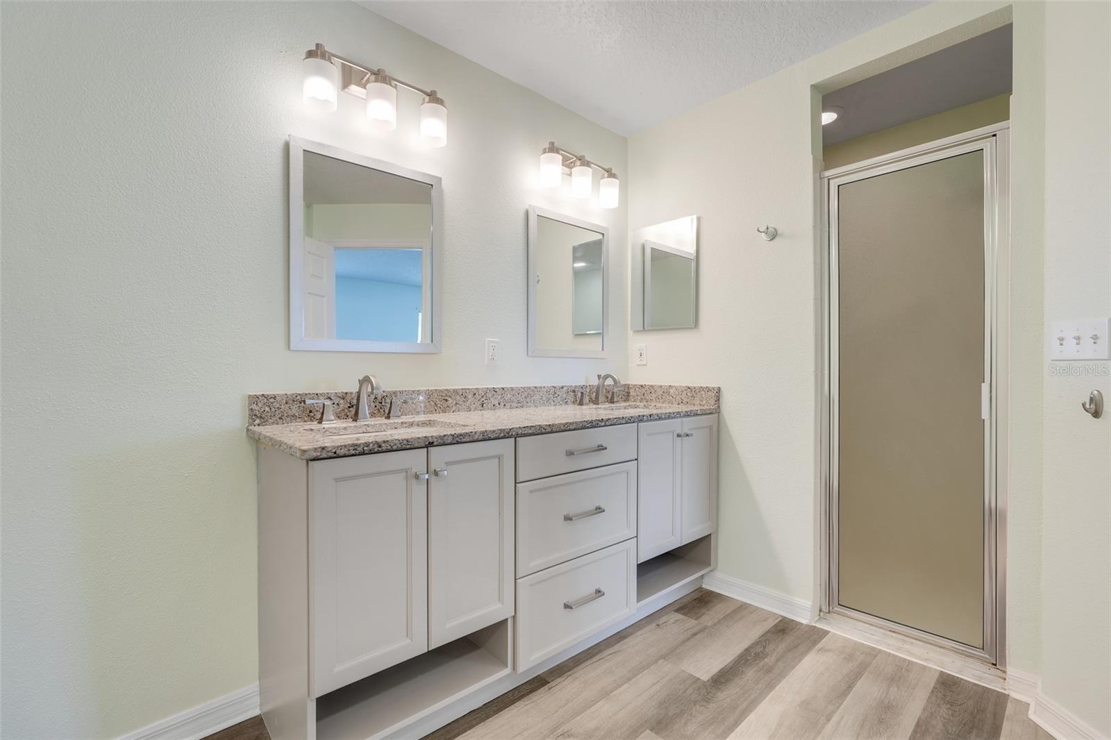 LEXINGTON ESTATES SUB GROVELAND - Residential