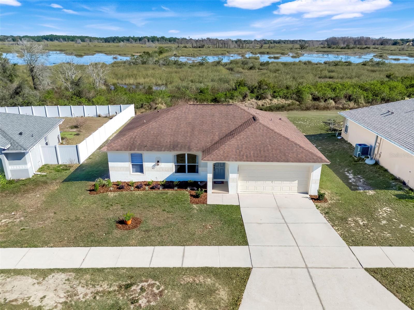 1009 BLUEGRASS DRIVE