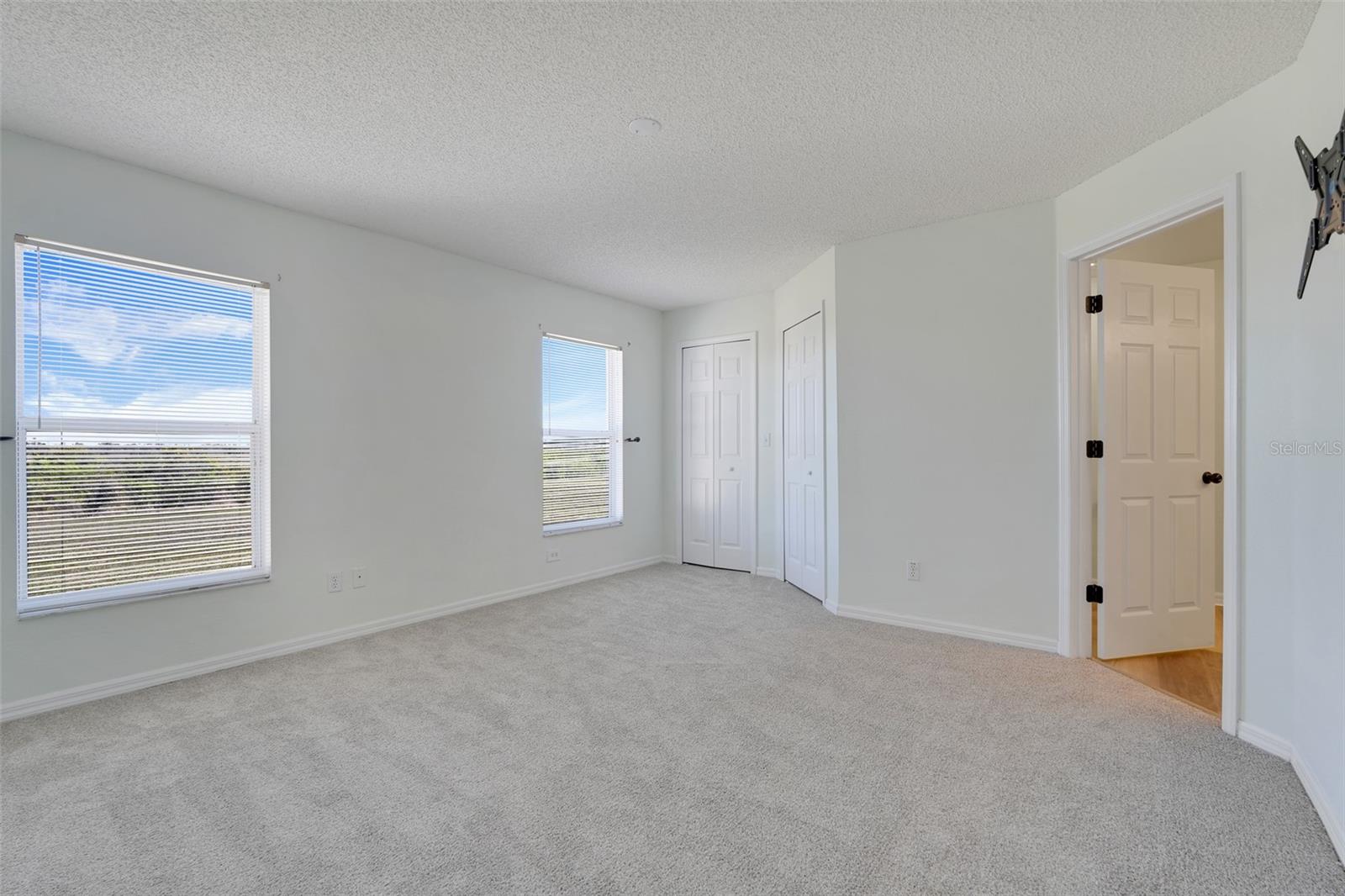 LEXINGTON ESTATES SUB GROVELAND - Residential