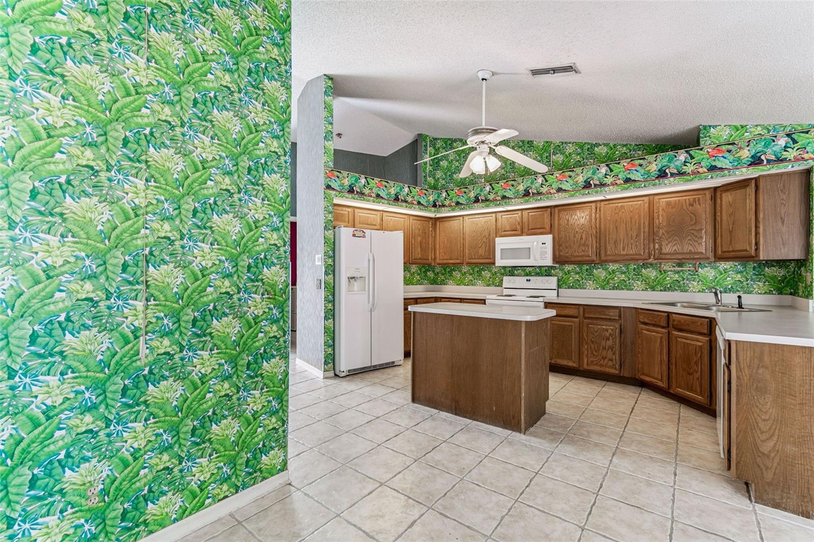 THE PADDOCKS PH II - Residential