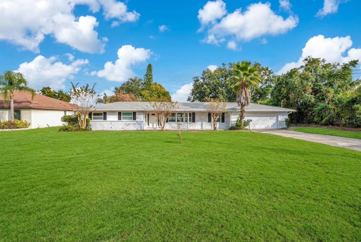 411 ROCK LAKE DRIVE