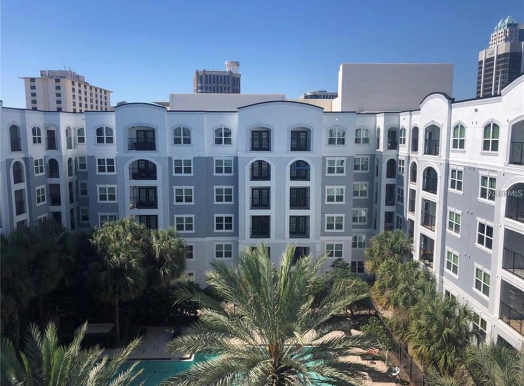 Photo of 202 E South Street #5048, Orlando, FL 32801 (MLS # O6442924)