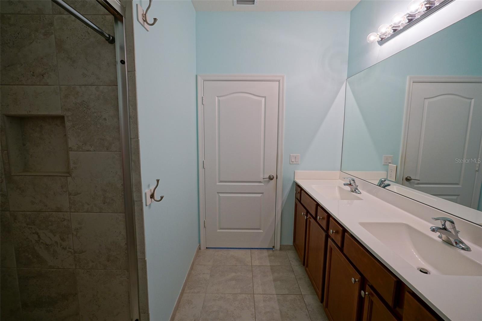 VERONA TRACE SUB & THE VILLAS AT VERONA TRACE - Residential