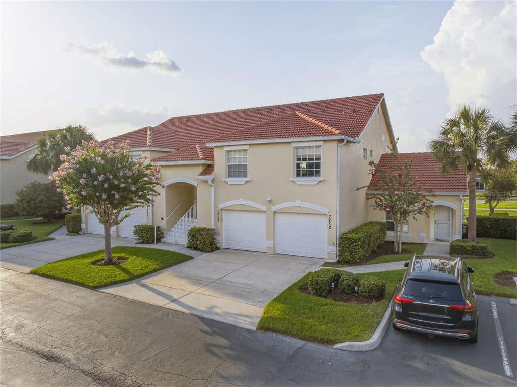 Photo of 7258 Cedar Hollow Circle #102, Bradenton, FL 34203 (MLS # TB8542985)
