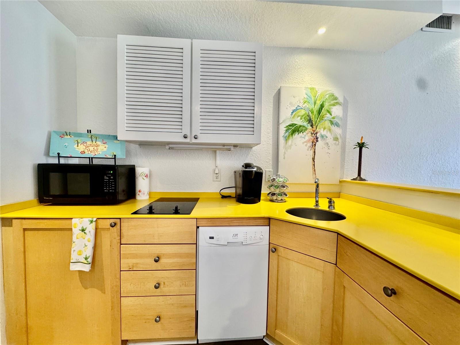 101 PALM HARBOR PARKWAY 201