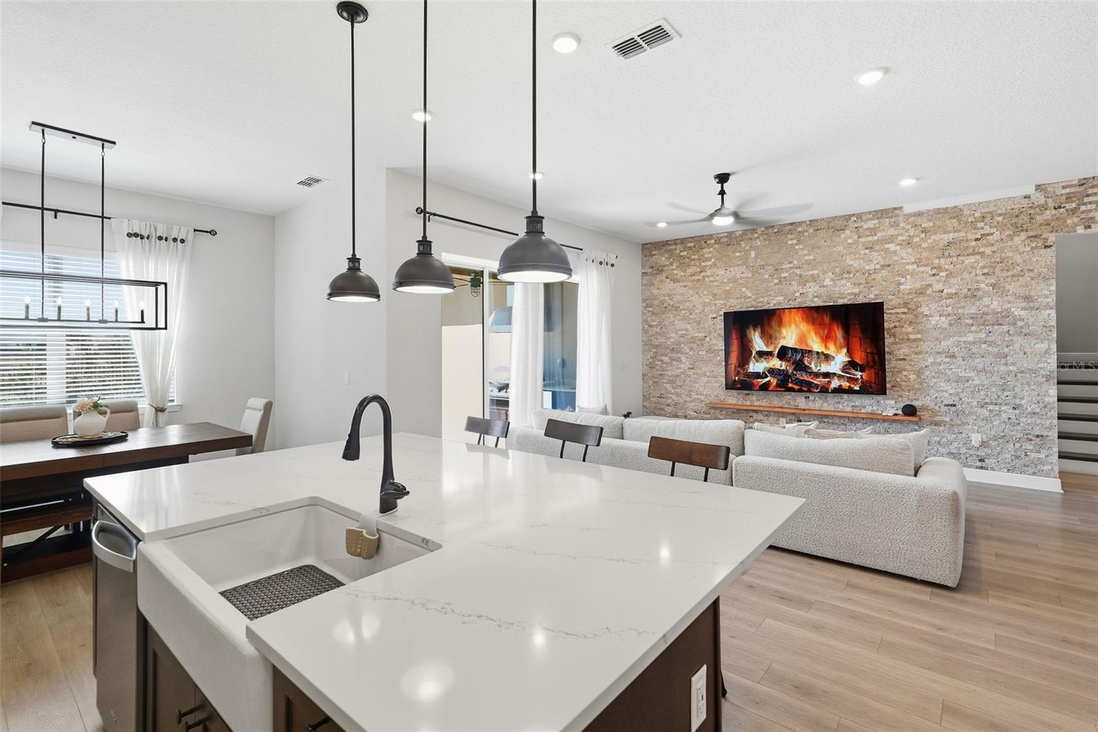 BELLA COLLINA WEST SUB - Residential