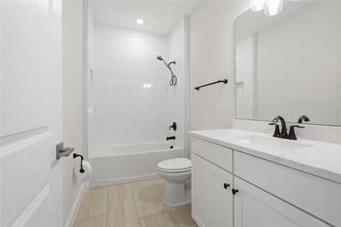 Tiny photo for 16131 Volterra Point, Bella Collina, FL 34756 (MLS # S5144867)