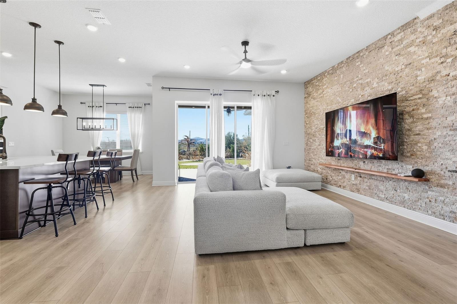 BELLA COLLINA WEST SUB - Residential