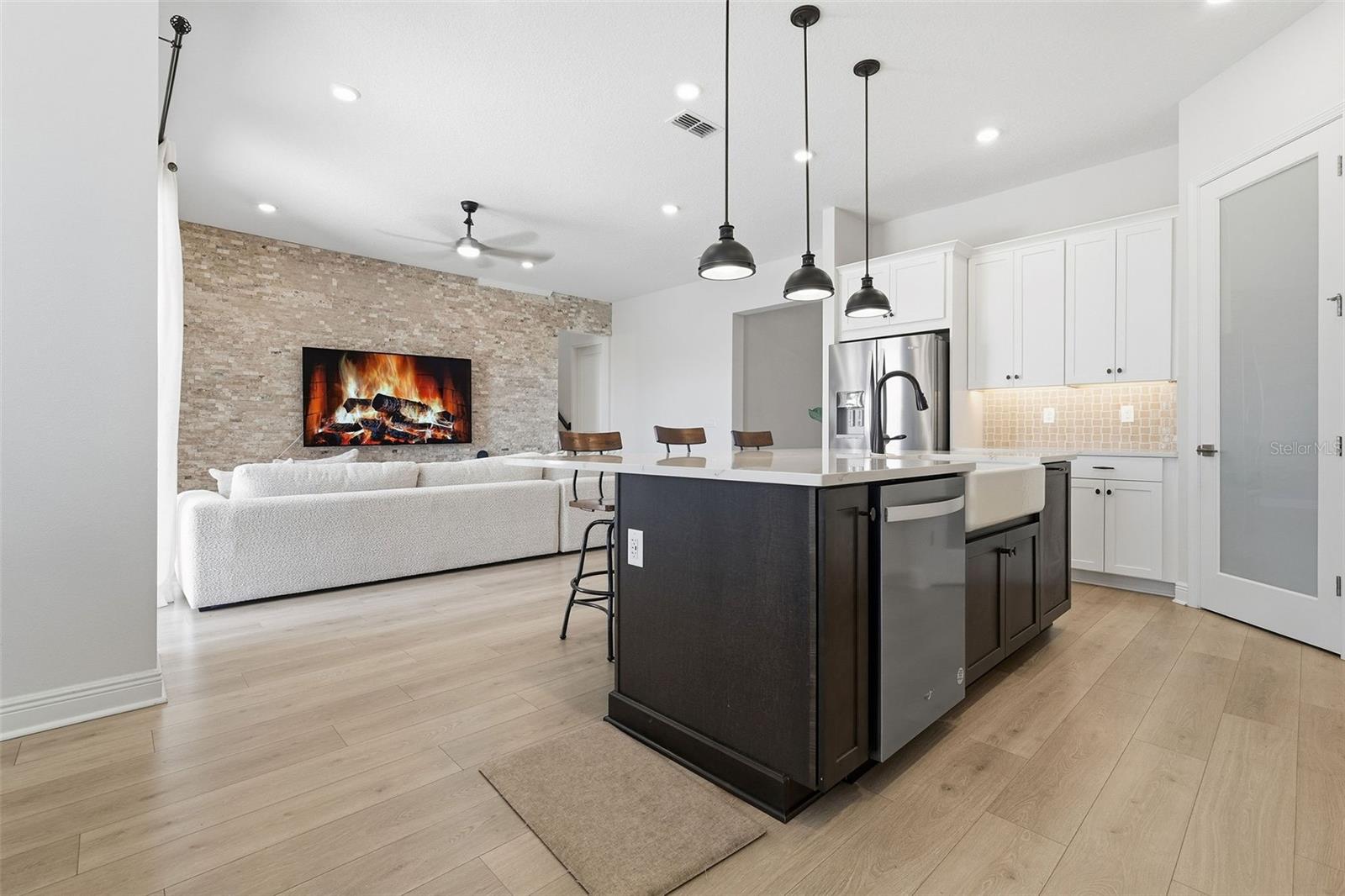 BELLA COLLINA WEST SUB - Residential