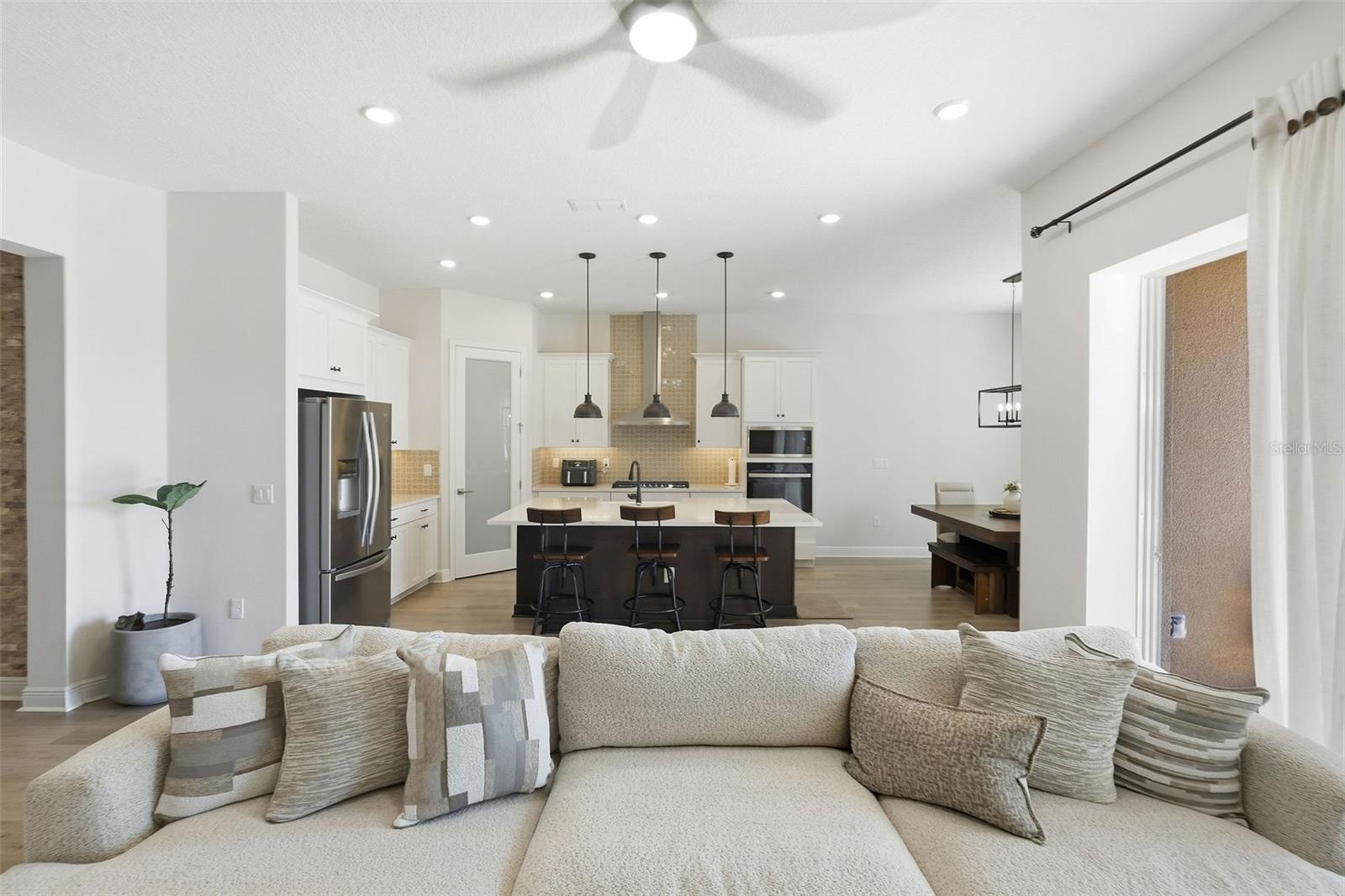 BELLA COLLINA WEST SUB - Residential