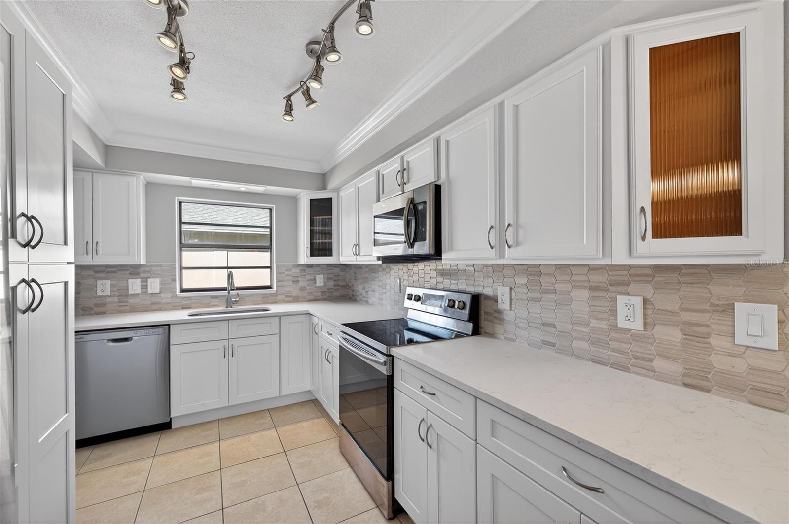 BORDEAUX VILLAGE - Residential