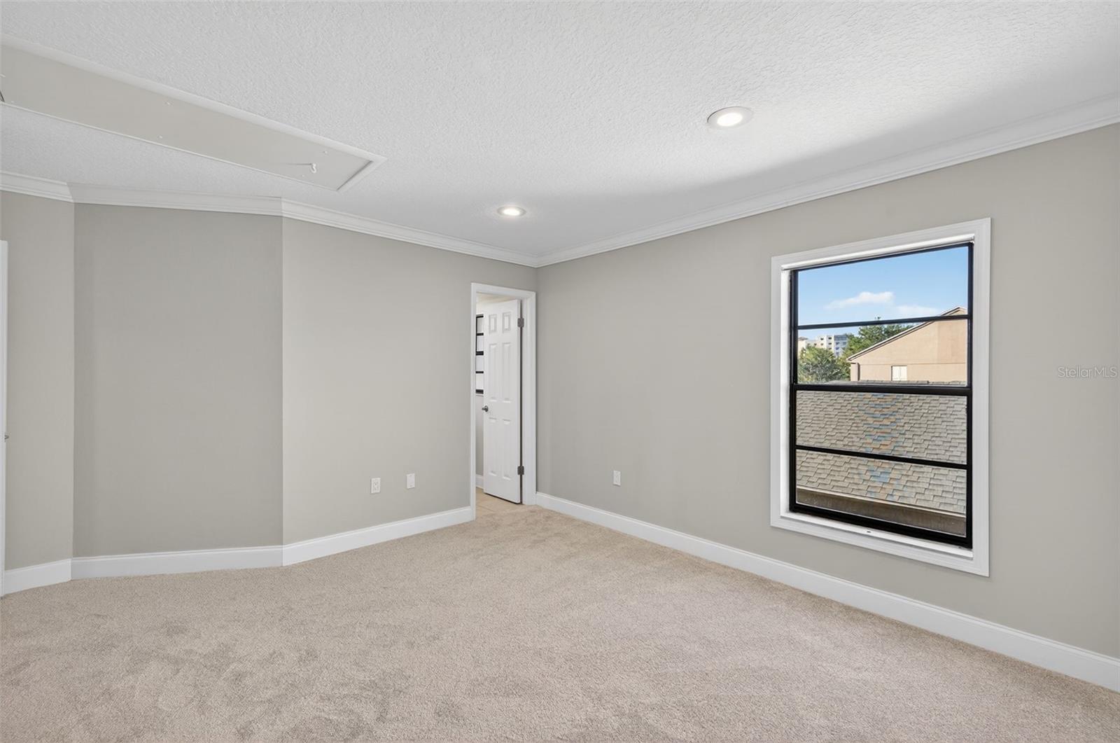 BORDEAUX VILLAGE - Residential