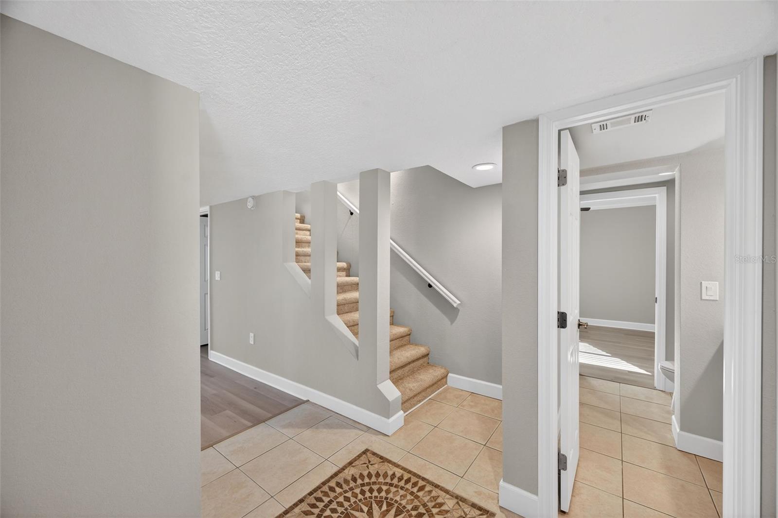 BORDEAUX VILLAGE - Residential