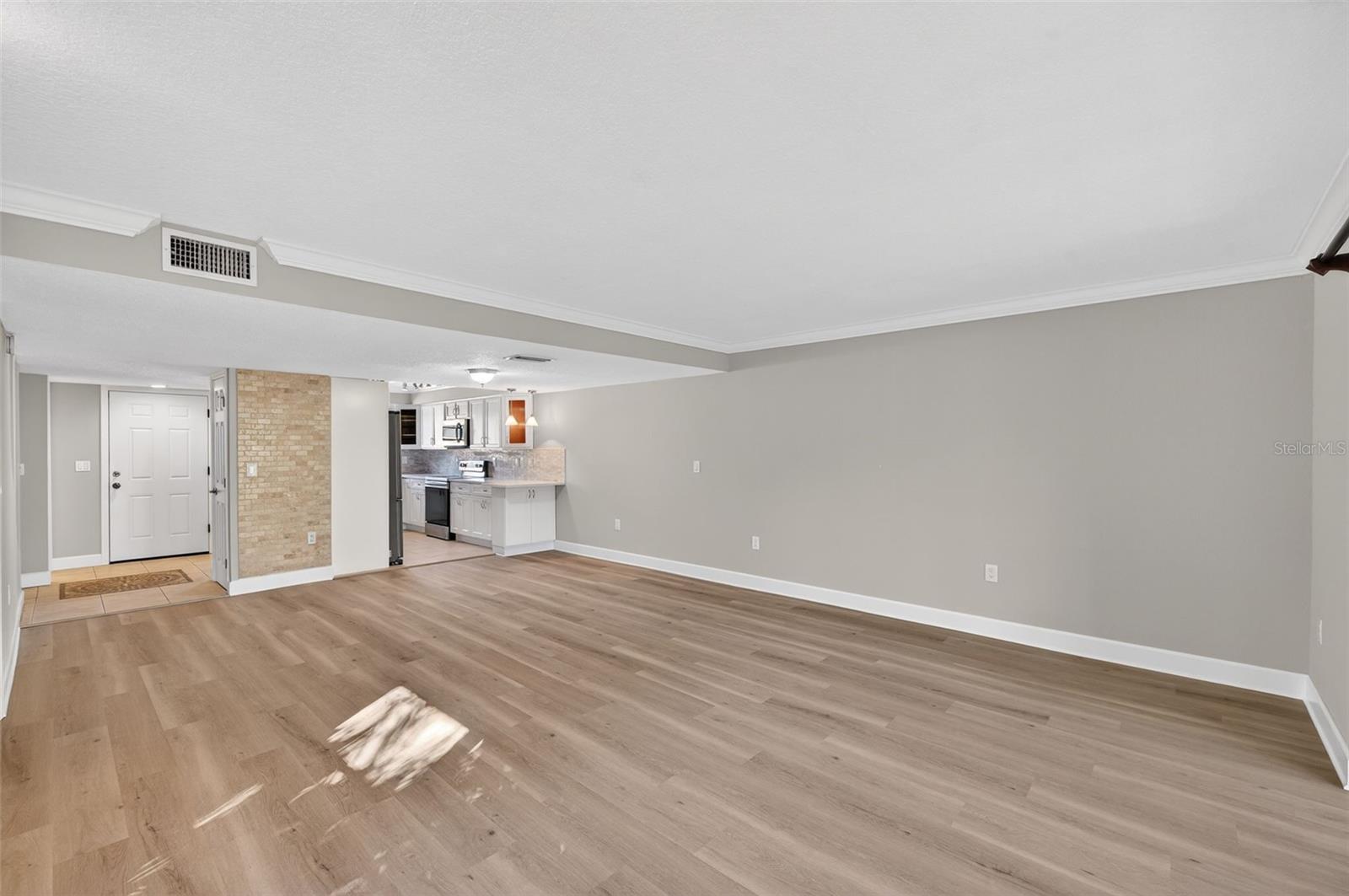 BORDEAUX VILLAGE - Residential