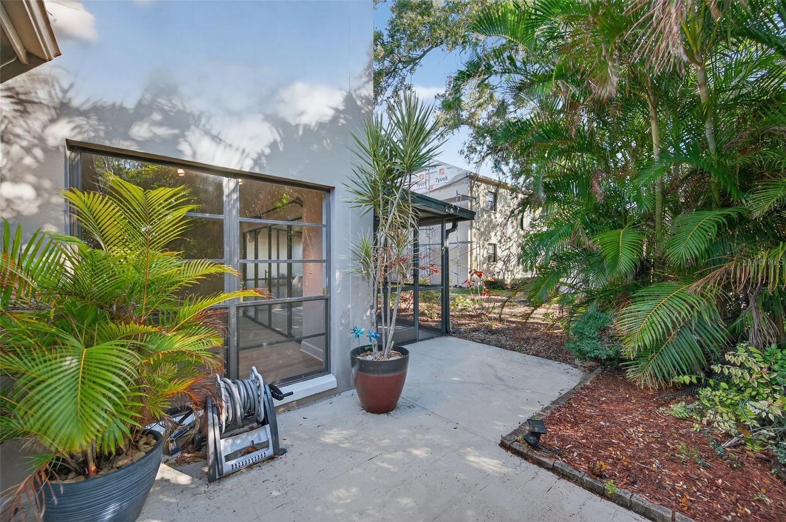 BORDEAUX VILLAGE - Residential