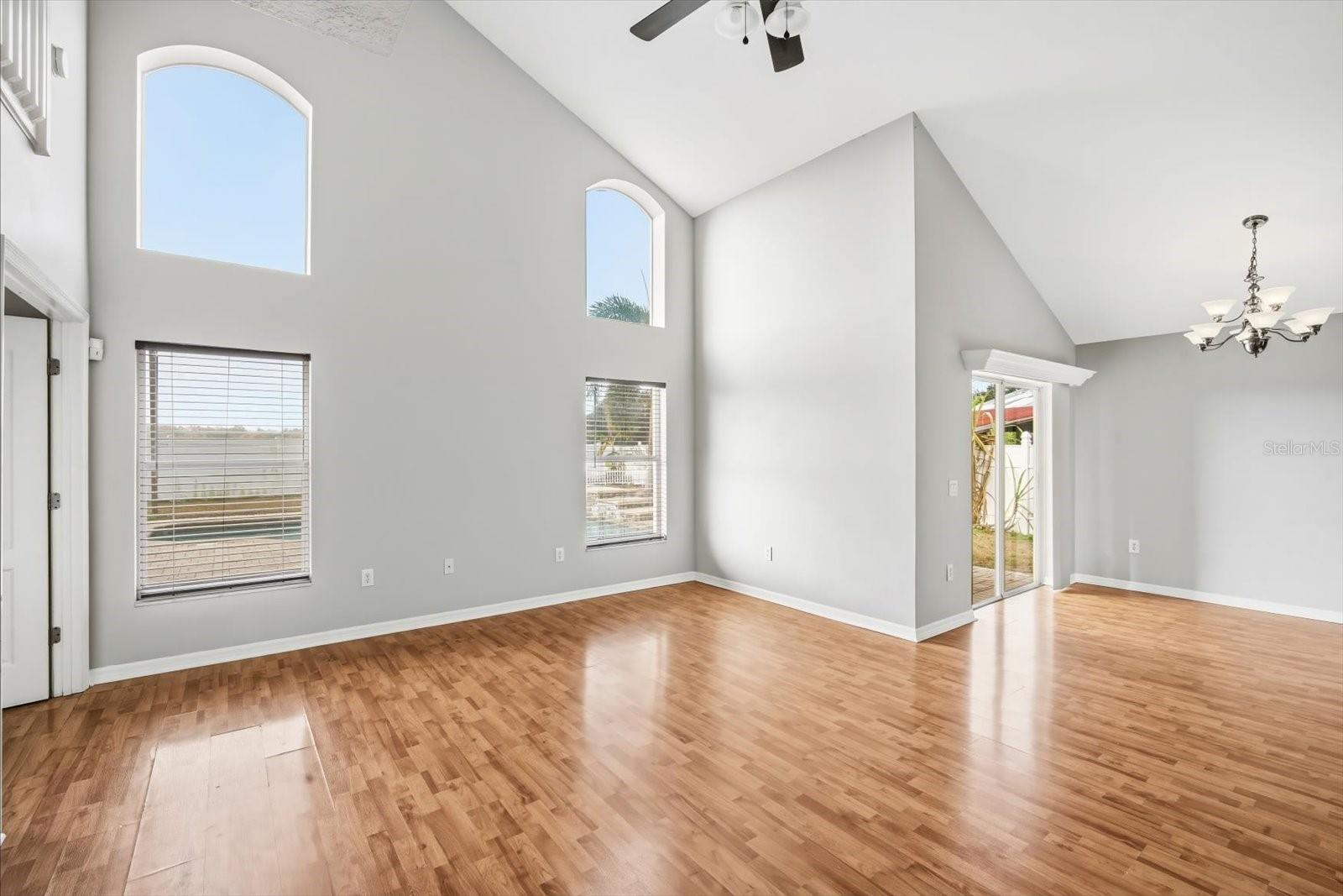 LAKESIDE TR B - Residential