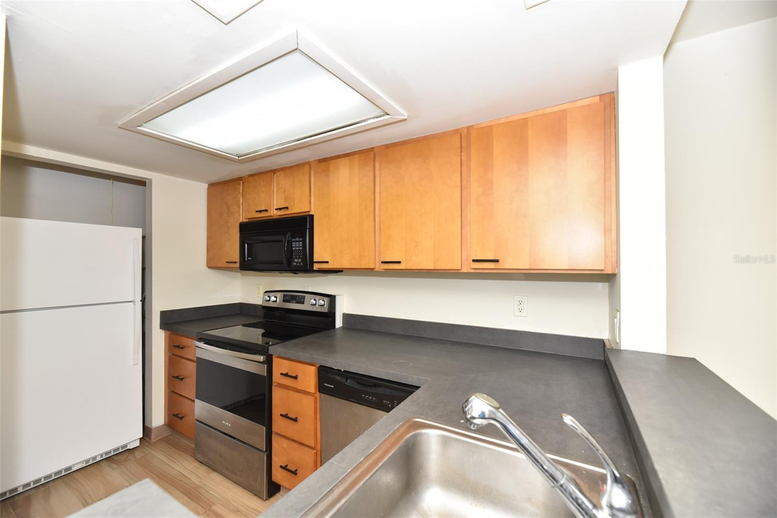 WHISPER LAKE A CONDO - Residential