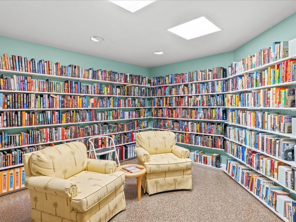 TANGARINE WOODS - Residential