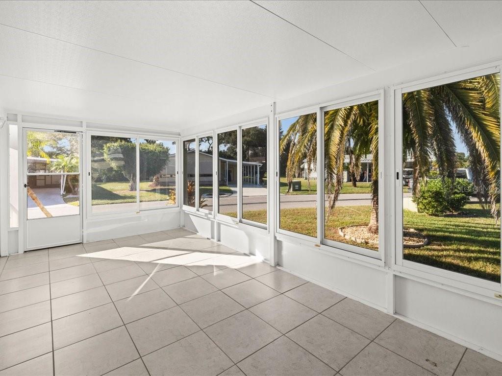 TANGARINE WOODS - Residential