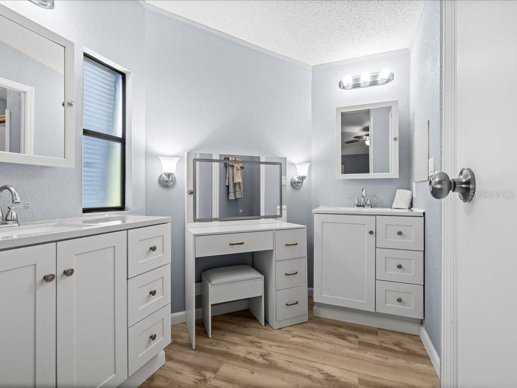 TANGARINE WOODS - Residential