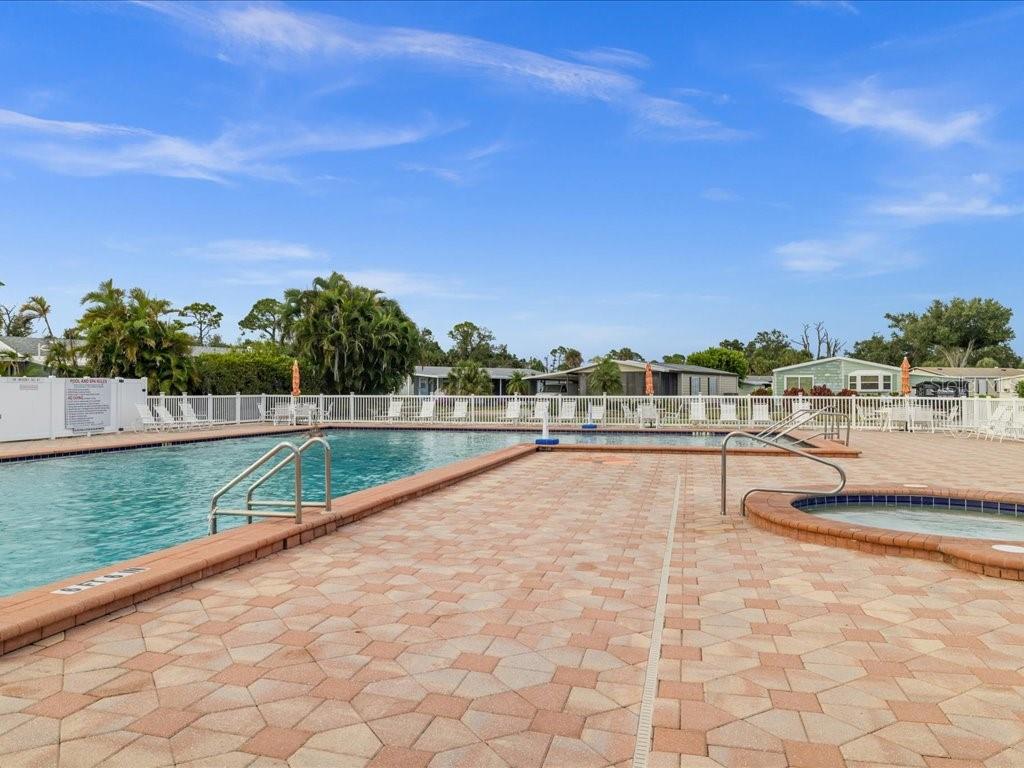 TANGARINE WOODS - Residential