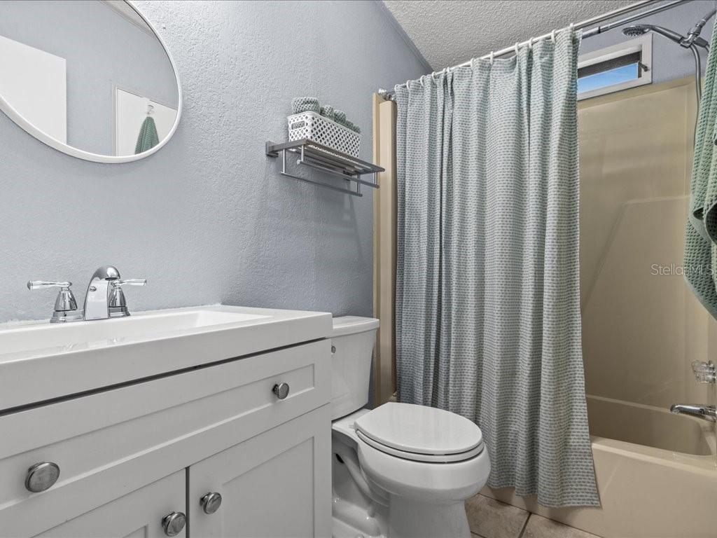 TANGARINE WOODS - Residential