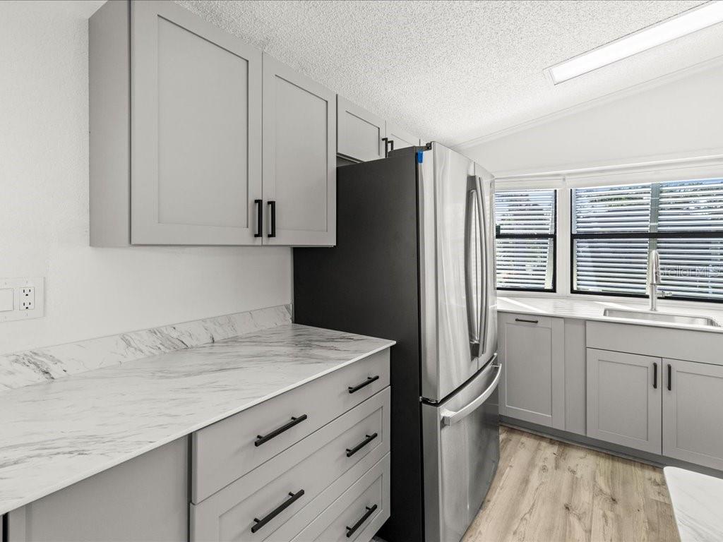 TANGARINE WOODS - Residential