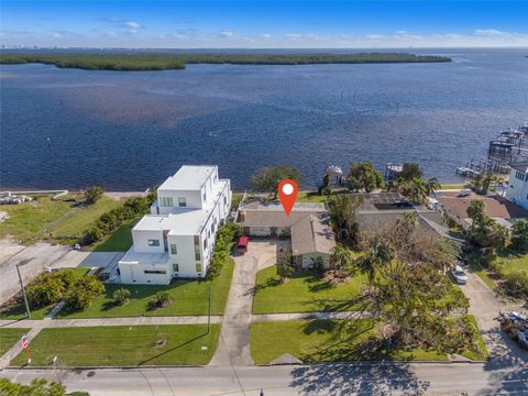 6151 BAYOU GRANDE BOULEVARD NE ST PETERSBURG FL 33703