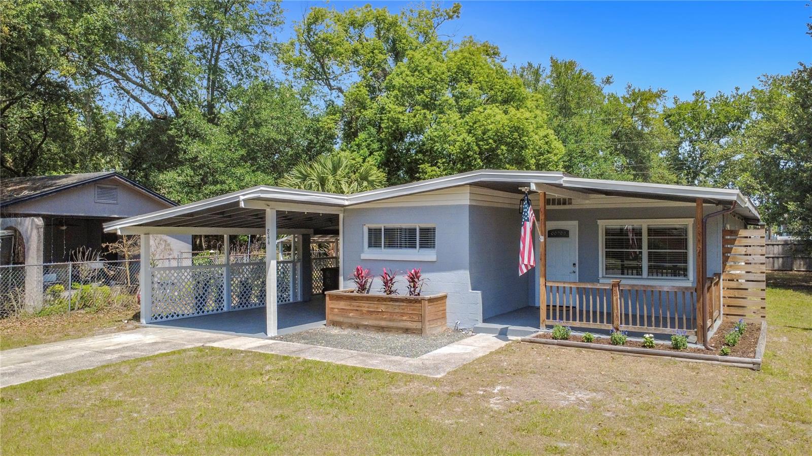 844 ROSALIA DRIVE