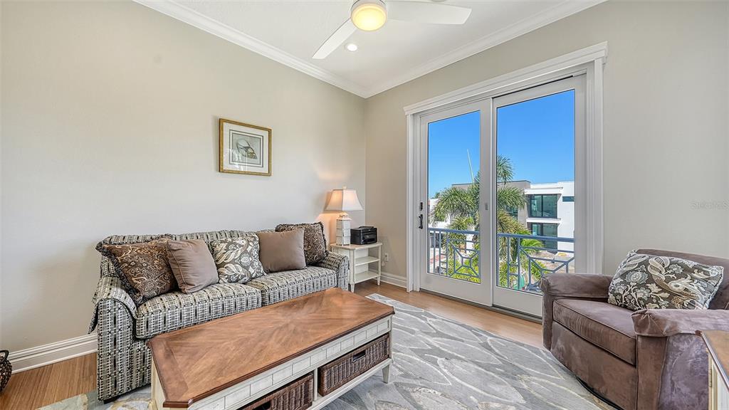 COUNTRY CLUB SHORES SEC 02 - Residential