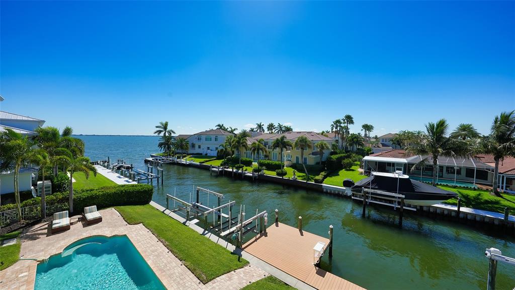 COUNTRY CLUB SHORES SEC 02 - Residential