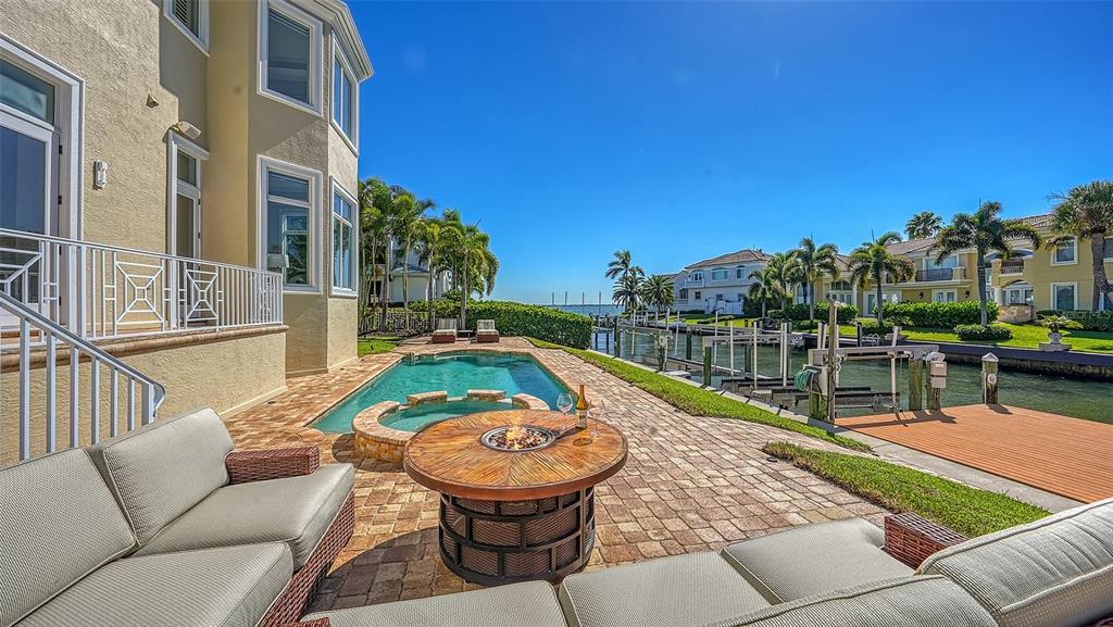 COUNTRY CLUB SHORES SEC 02 - Residential