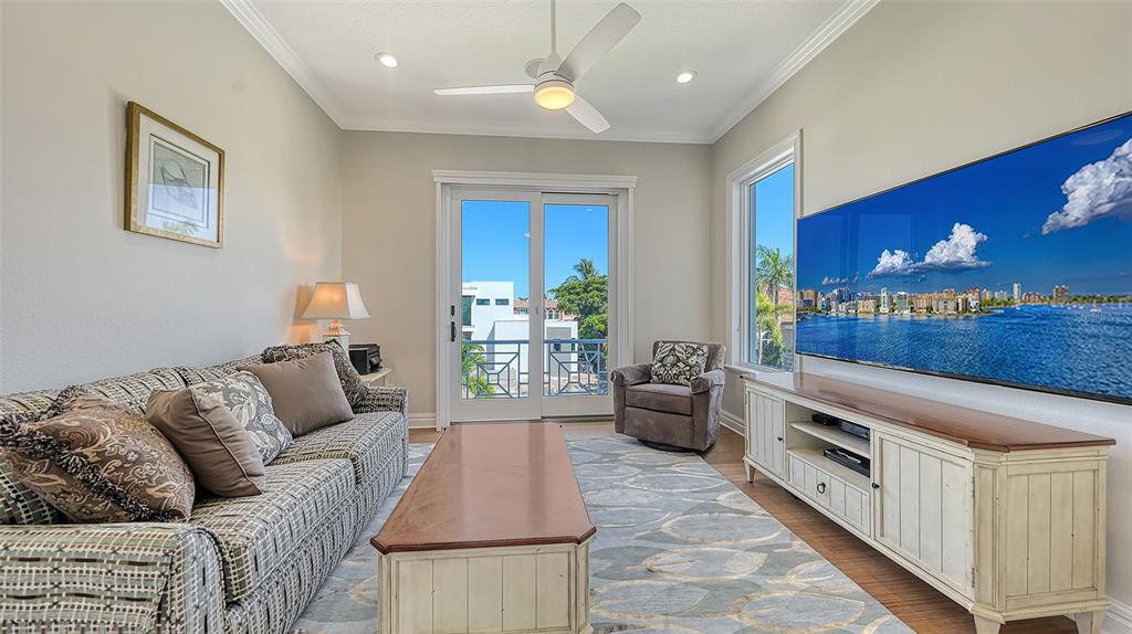 COUNTRY CLUB SHORES SEC 02 - Residential