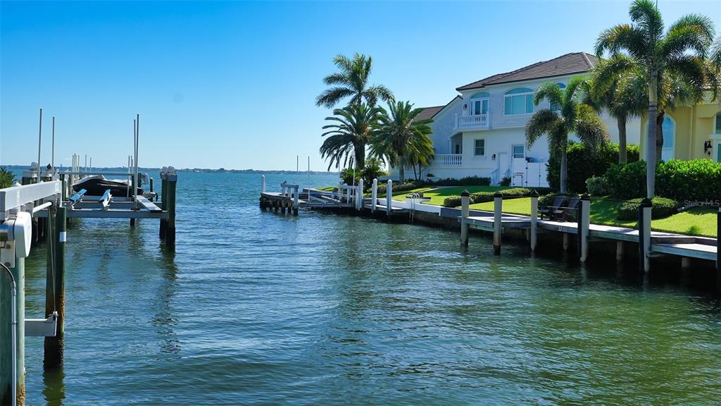 COUNTRY CLUB SHORES SEC 02 - Residential