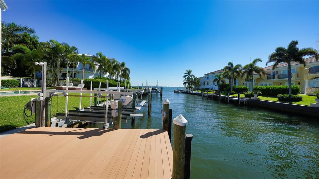 COUNTRY CLUB SHORES SEC 02 - Residential